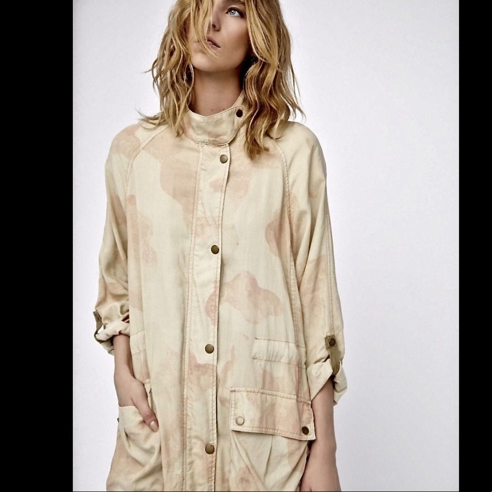 Free People tan nude Tie Dye Oversized  Duster S - Picture 4 of 4